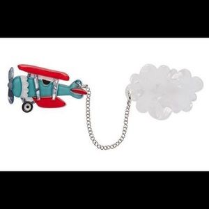 Erstwilder Captain Cumulus Pin